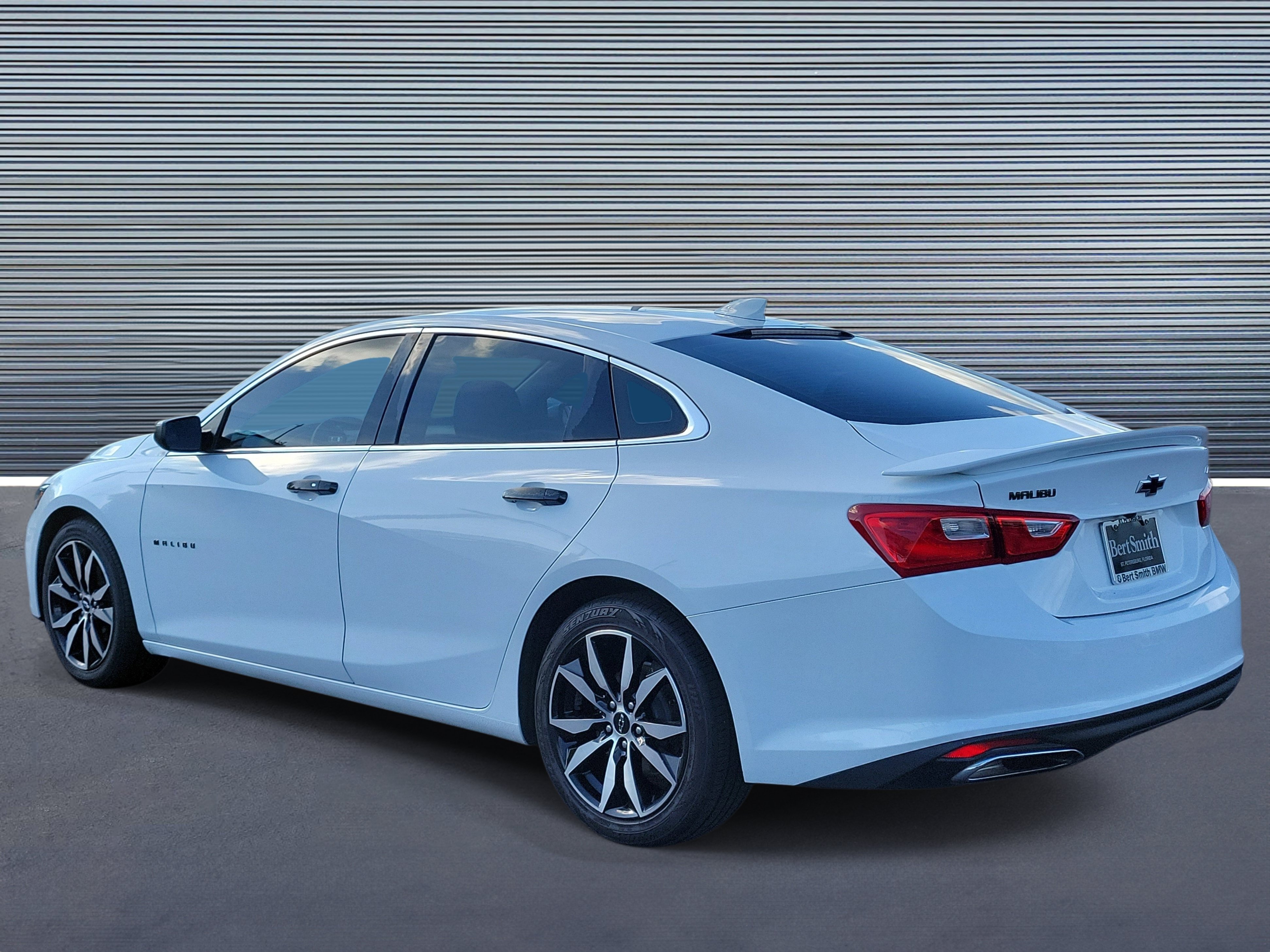 Used 2022 Chevrolet Malibu RS FWD image 4