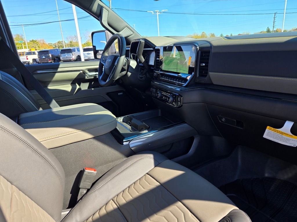 New 2026 Chevrolet Silverado 2500 ZR2 image 8