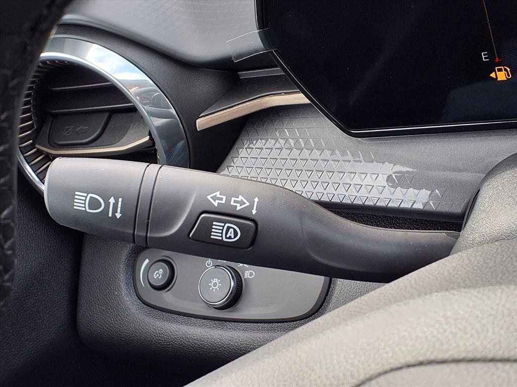 New 2026 Chevrolet Trax ACTIV w/ Driver Confidence Package image 15