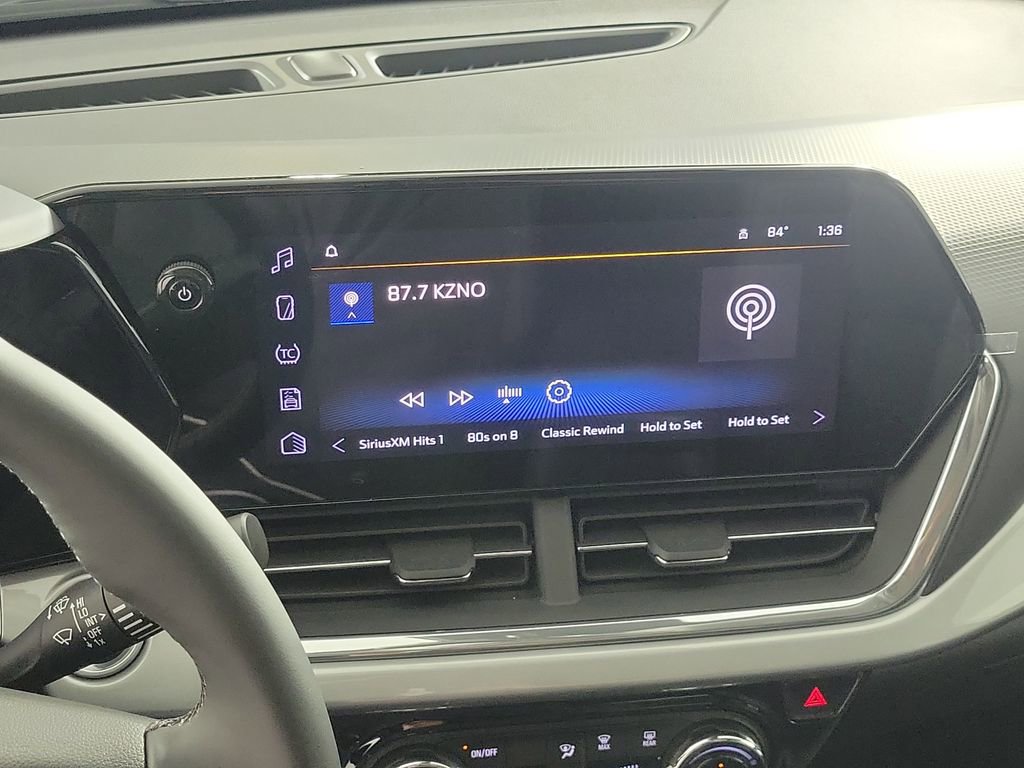 New 2026 Chevrolet Trax LT w/ Midnight Edition image 17