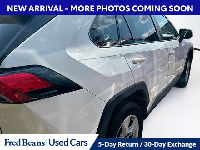 Used 2021 Toyota RAV4 XLE w/ Convenience Package AWD/4WD image 6