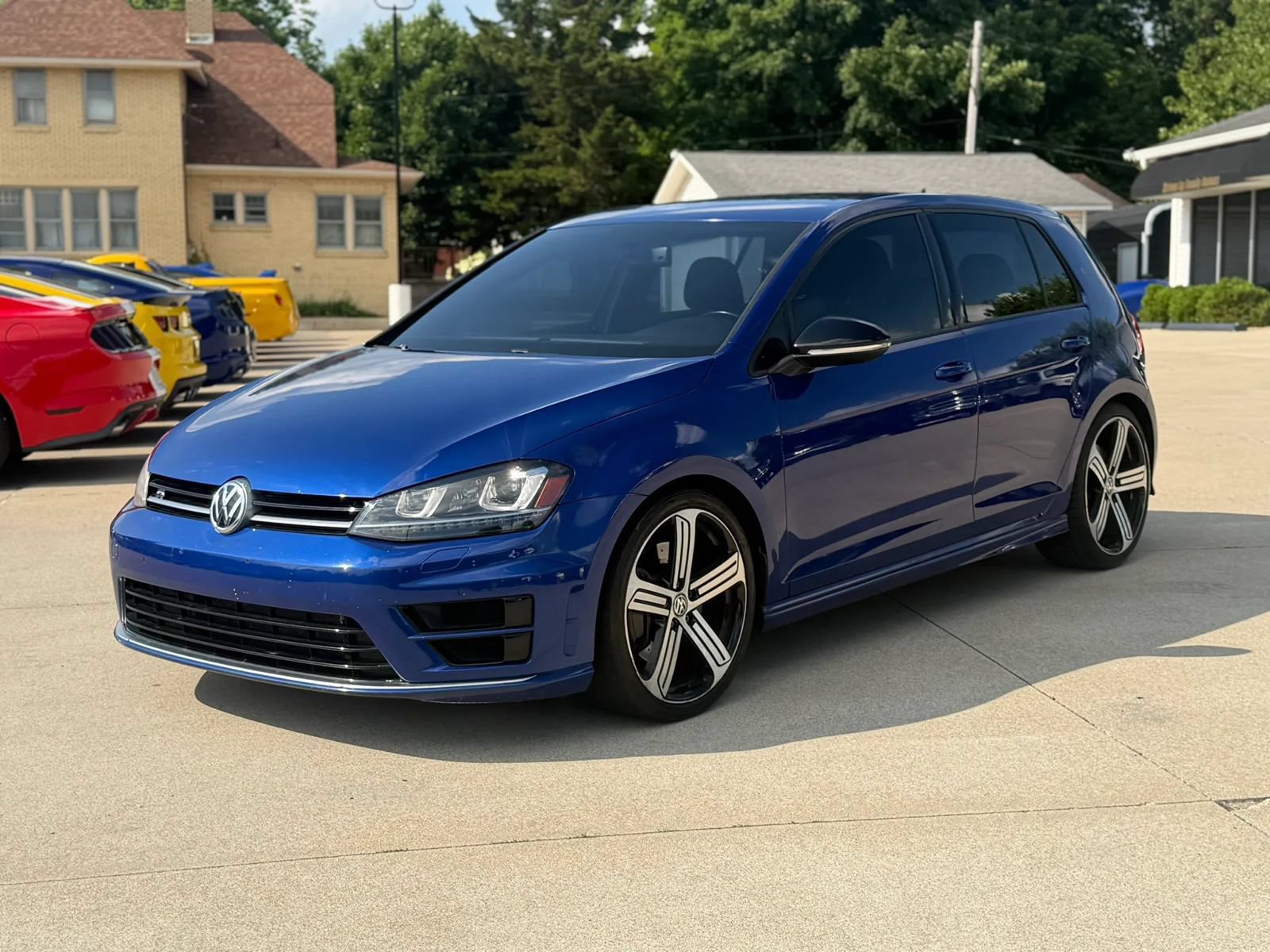 Used 2015 Volkswagen Golf R 4-Door AWD/4WD image 4