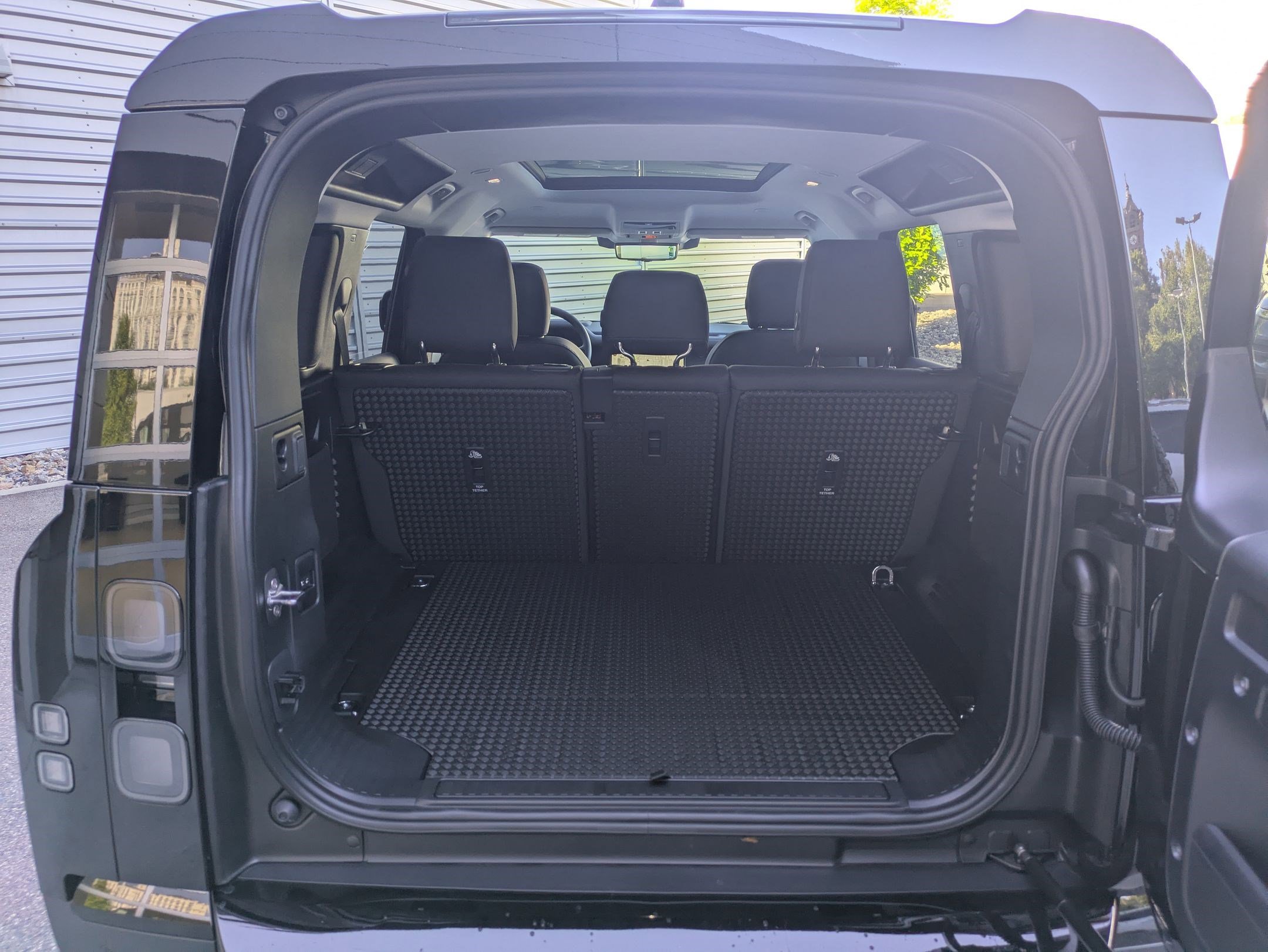 New 2026 Land Rover Defender 110 S AWD/4WD image 30