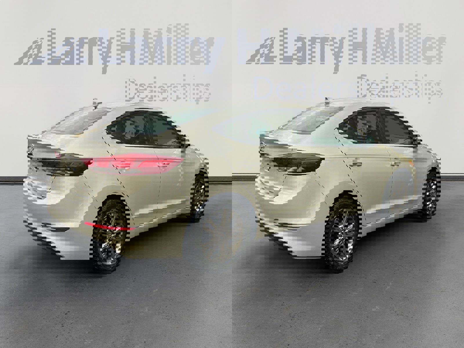 Used 2017 Hyundai Elantra SE w/ SE A/T Tech Package 03 image 6