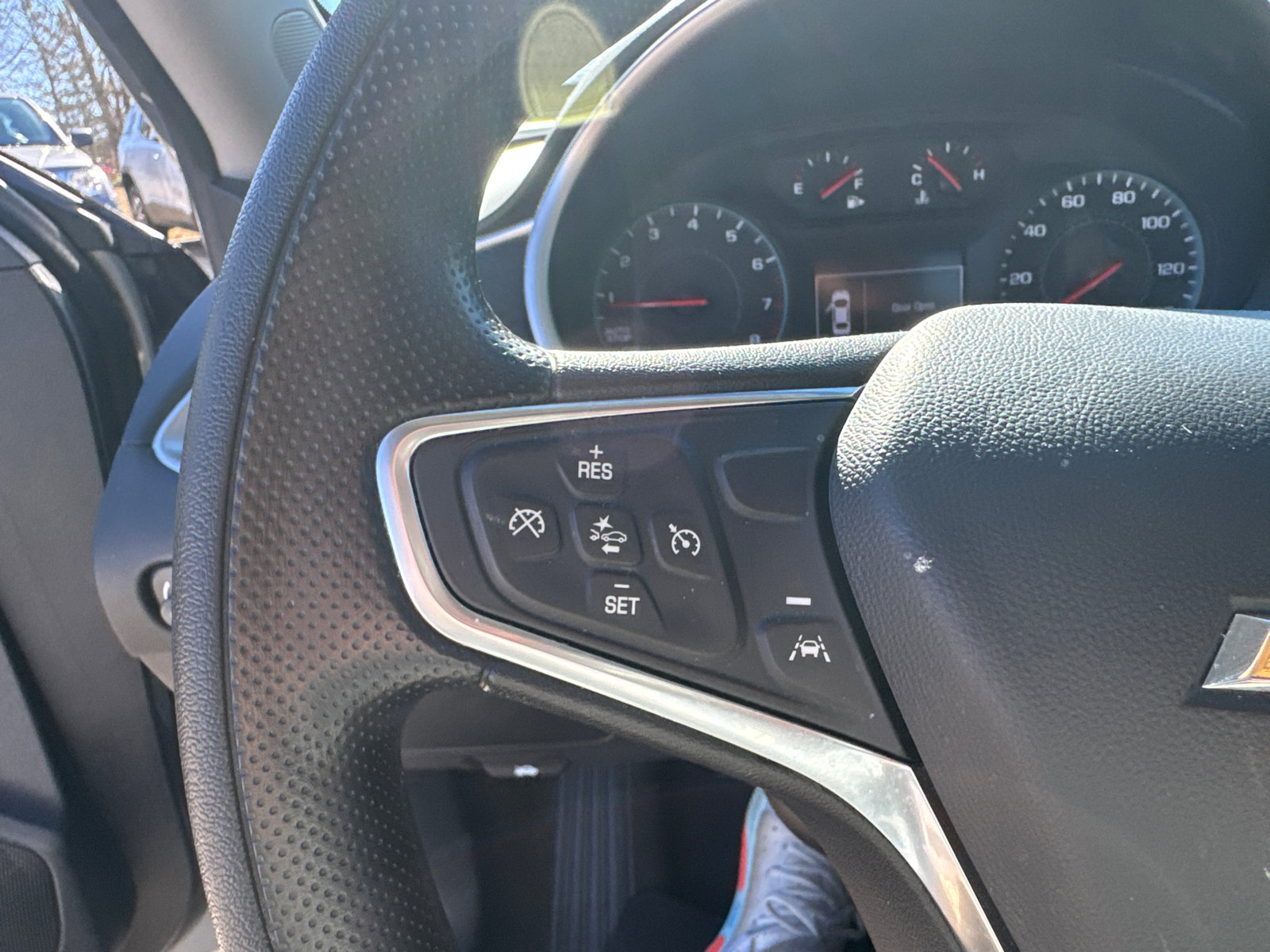 Used 2025 Chevrolet Malibu LT image 28