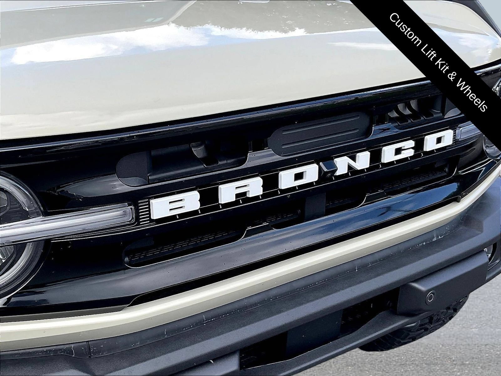 Used 2025 Ford Bronco Outer Banks AWD/4WD image 33