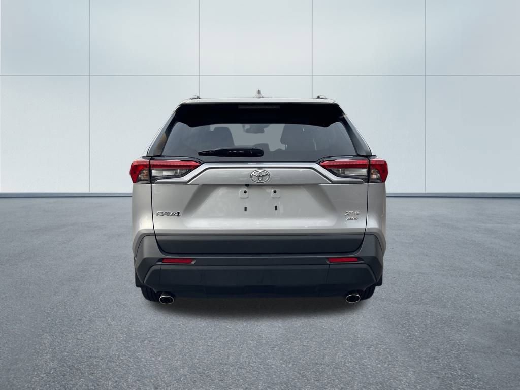 Used 2025 Toyota RAV4 XLE image 6