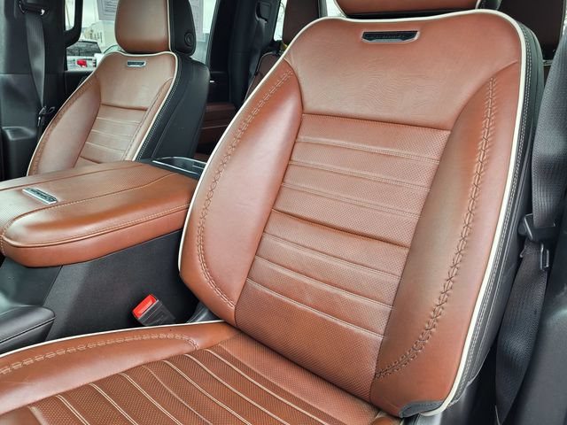 Used 2024 GMC Sierra 3500 Denali Ultimate AWD/4WD image 20