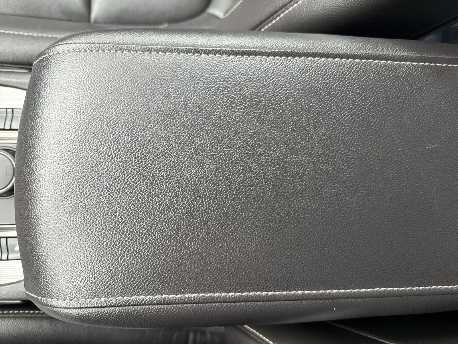 Used 2020 GMC Acadia SLT image 23