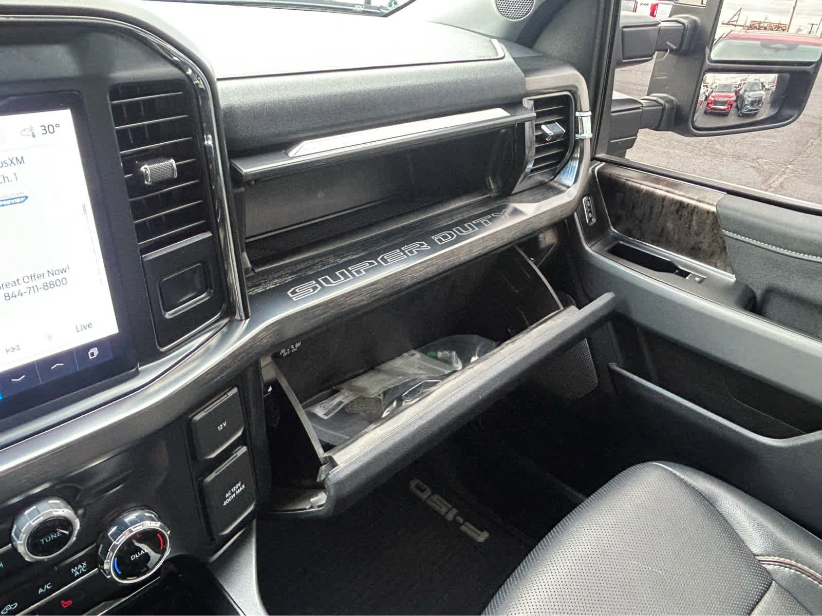 Used 2024 Ford F250 Lariat w/ Chrome Package image 69