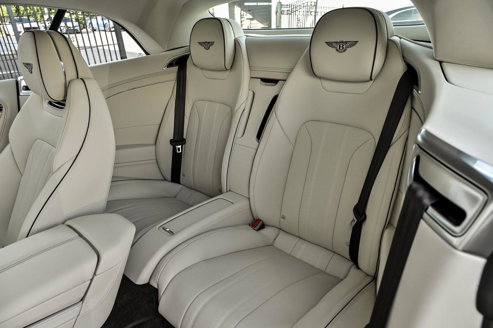 New 2026 Bentley Continental GTC AWD/4WD image 32