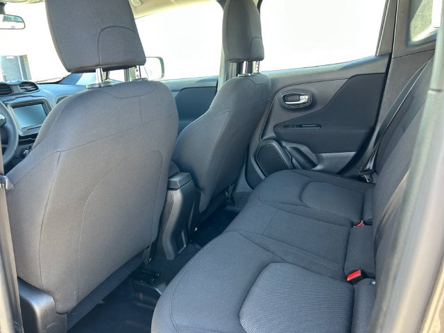 Used 2021 Jeep Renegade Sport AWD/4WD image 18