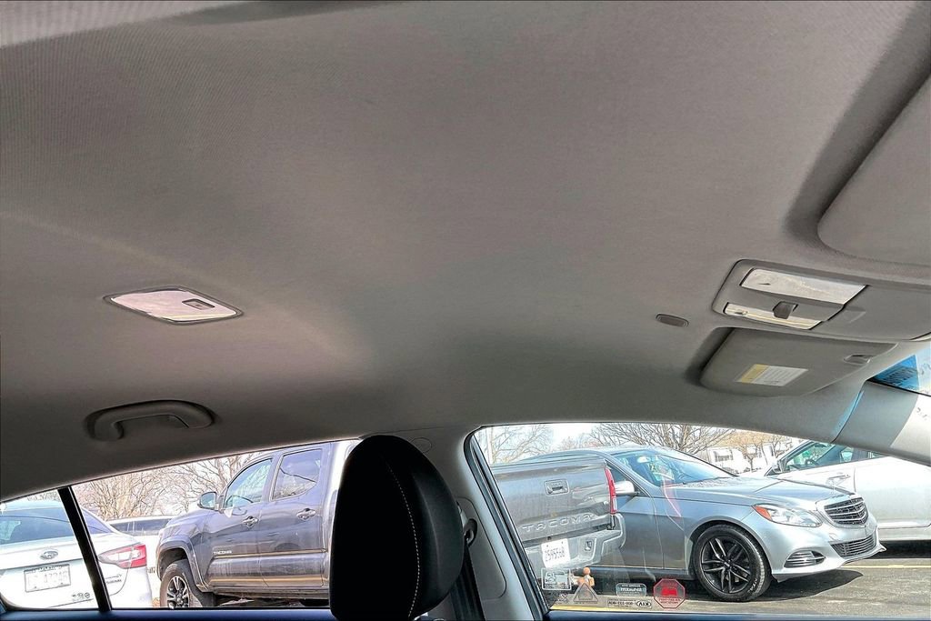 Used 2016 Kia Forte LX image 25