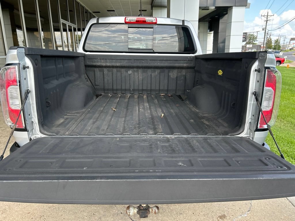 Used 2018 GMC Canyon SLE w/ SLE Convenience Package RWD image 11