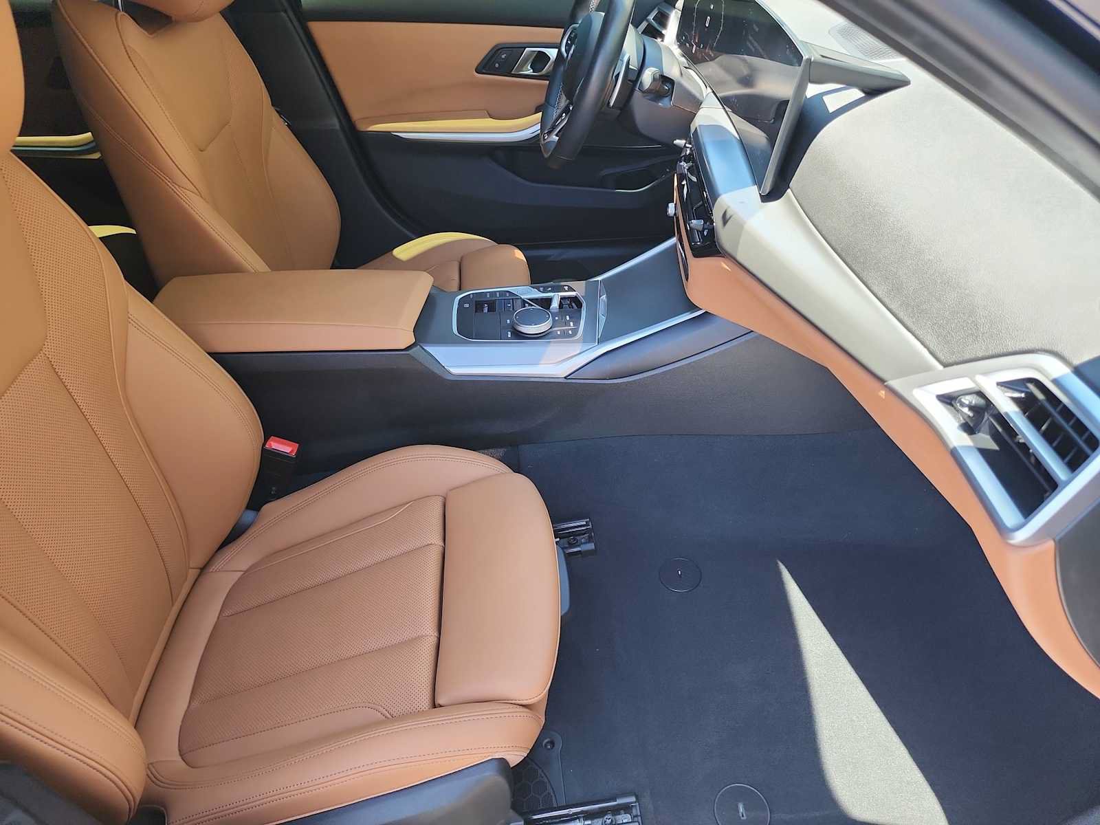 Used 2025 BMW M340i w/ Premium Package RWD image 18