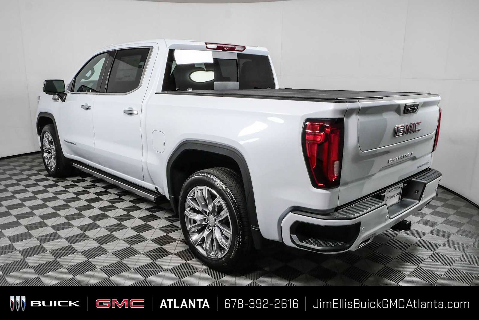 New 2026 GMC Sierra 1500 Denali w/ Denali Reserve Package AWD/4WD image 31