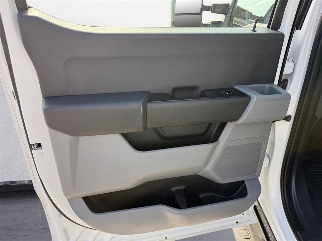 Used 2024 Ford F350 XL w/ XL Chrome Package image 18