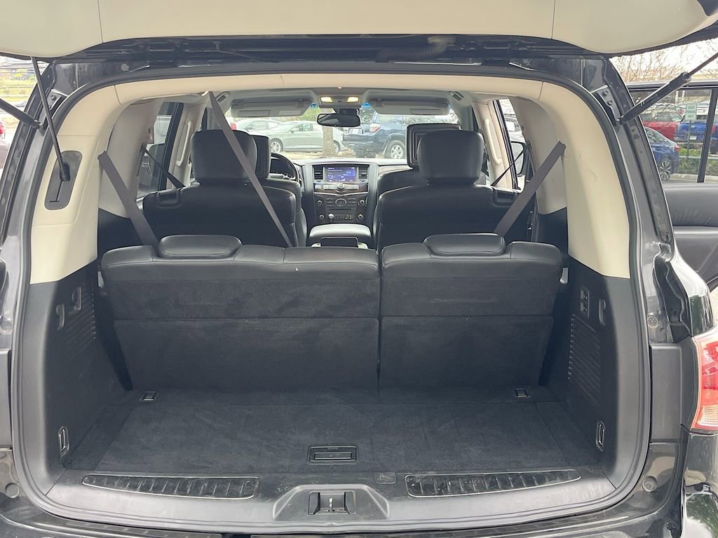 Used 2014 INFINITI QX80 4WD w/ Deluxe Touring Package image 14