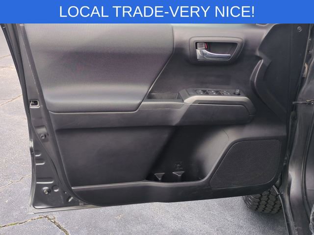 Used 2020 Toyota Tacoma TRD Off-Road image 23