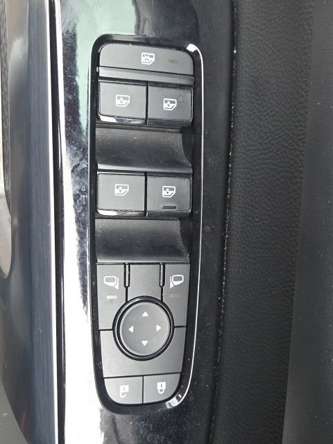 Used 2023 Nissan Pathfinder SL w/ SL Premium Package AWD/4WD image 23