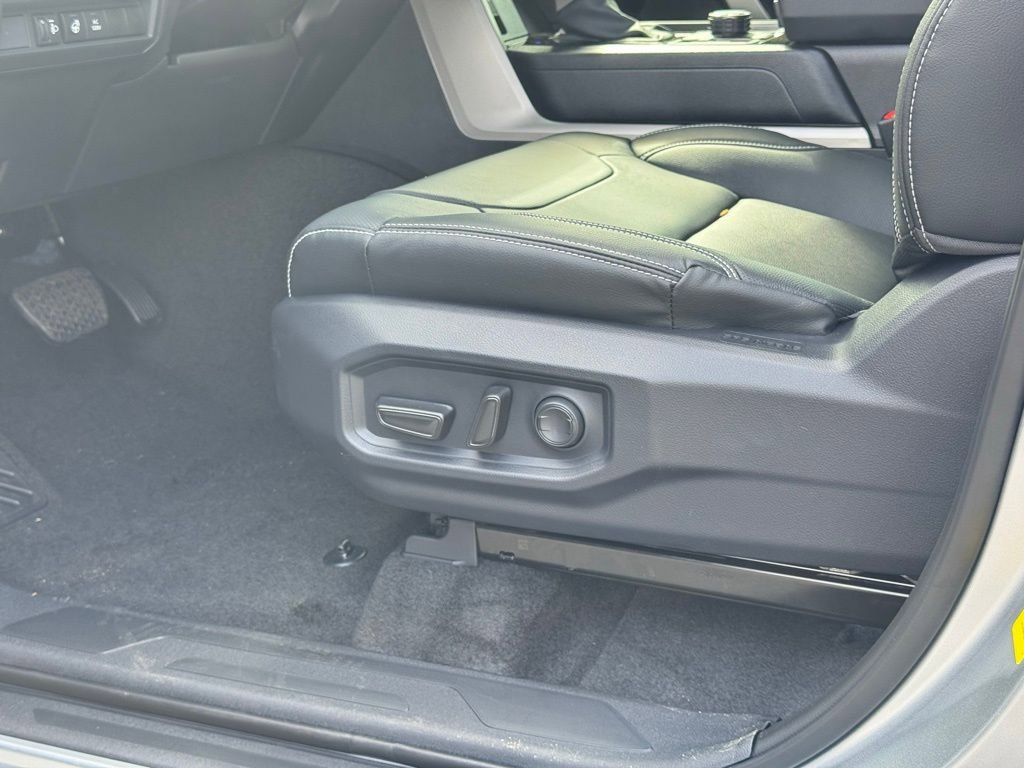 New 2026 Toyota Tundra SR5 AWD/4WD image 15