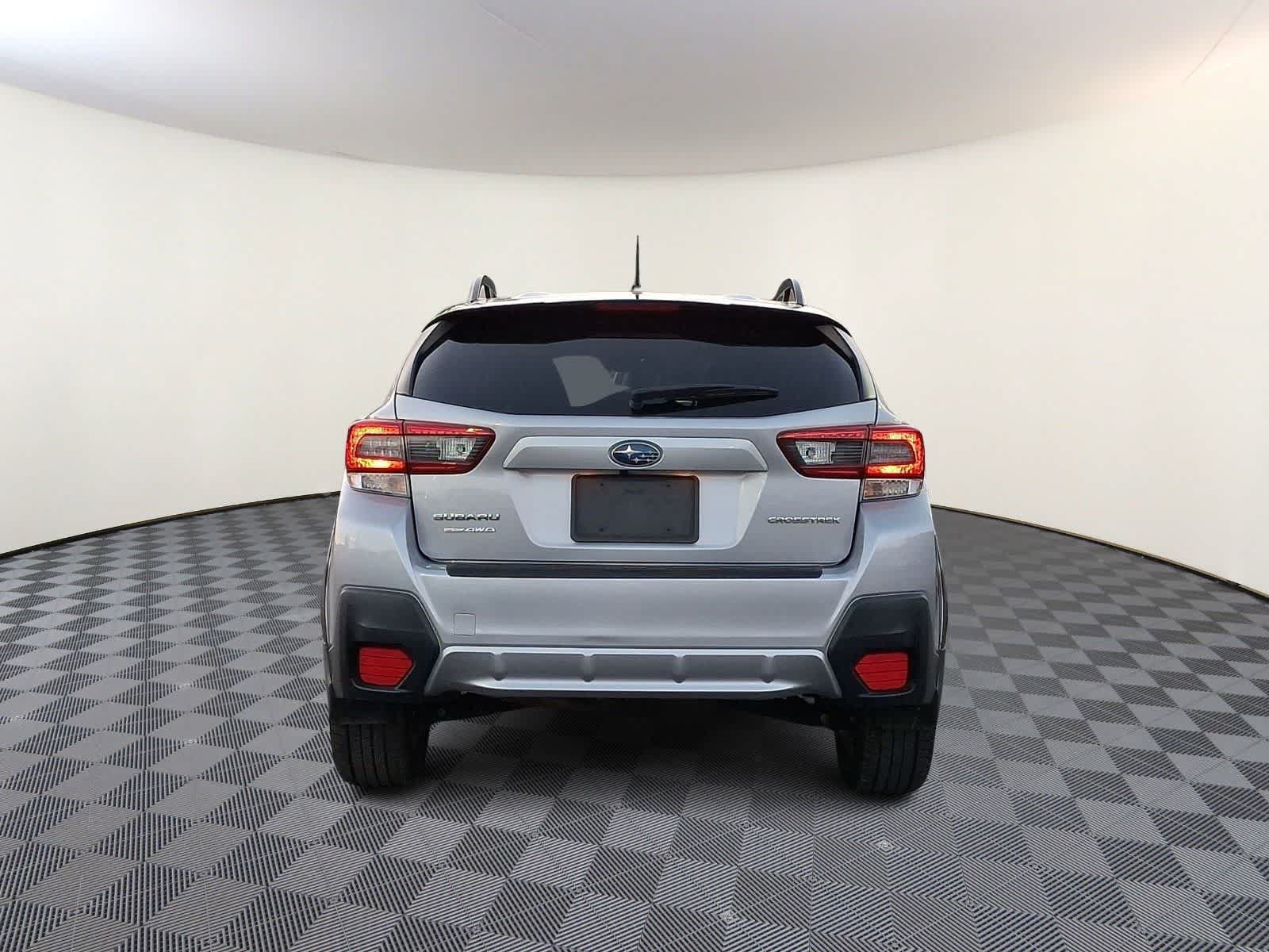 Used 2021 Subaru Crosstrek 2.0i AWD/4WD image 6