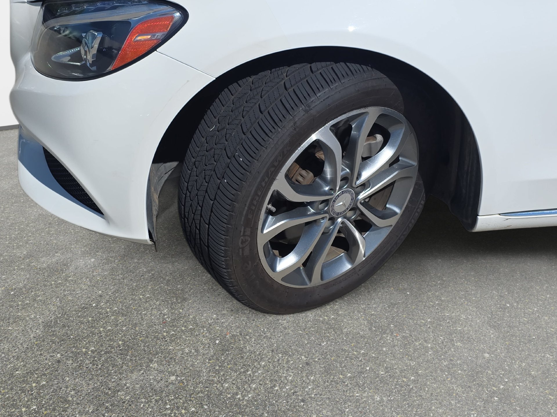 Used 2015 Mercedes-Benz C 300 Sedan image 30