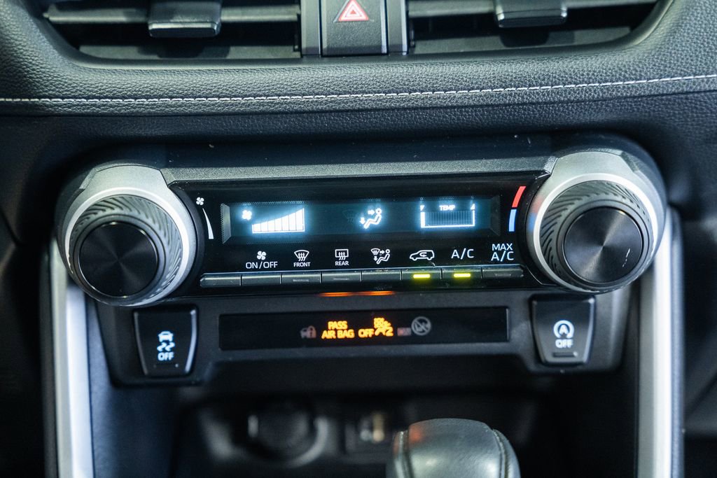 Used 2024 Toyota RAV4 LE image 19