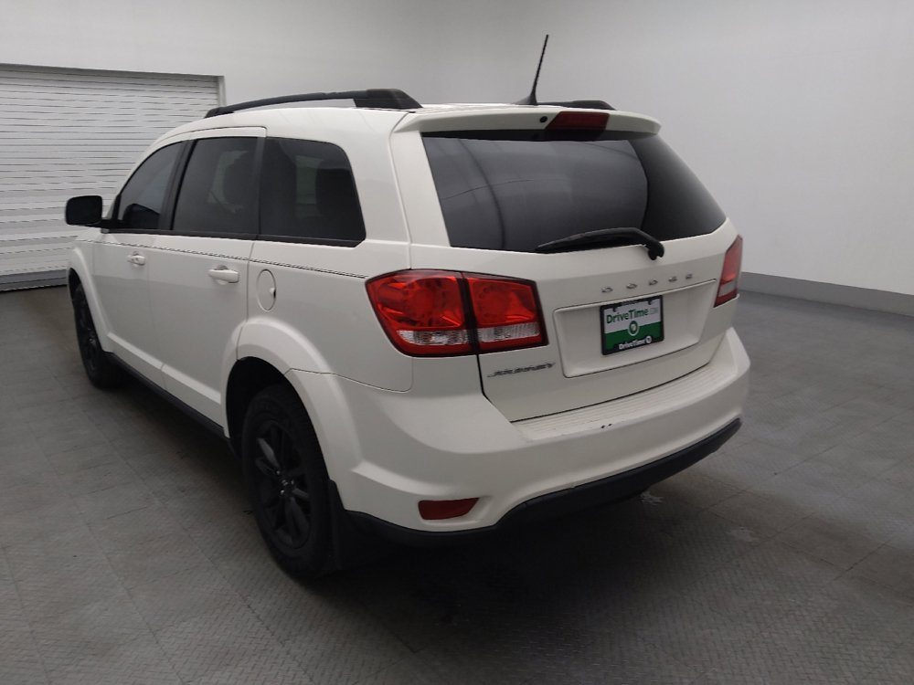 Used 2019 Dodge Journey SE w/ Connectivity Group FWD image 5
