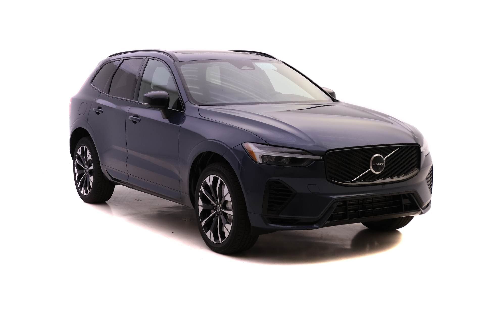 New 2026 Volvo XC60 T8 Plus w/ Protection Package Premier image 2