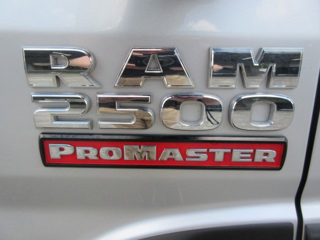 Used 2021 RAM ProMaster 2500 w/ Premium Appearance Group FWD image 13