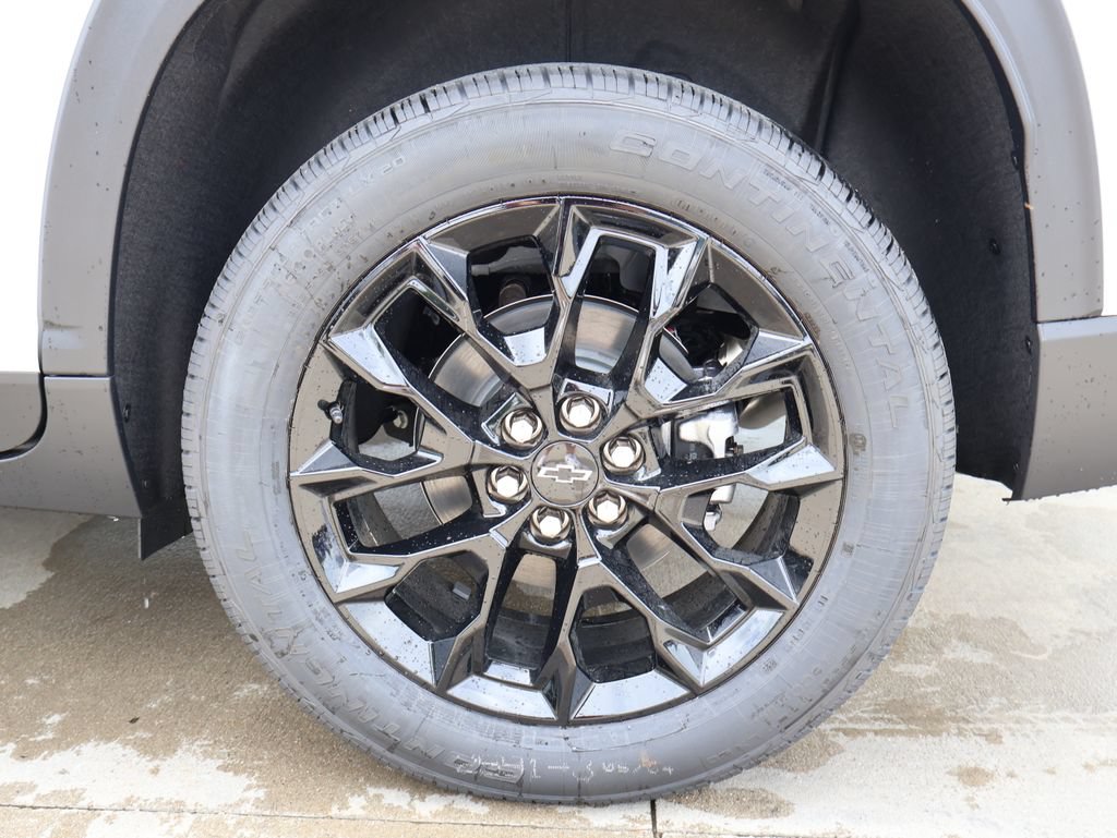 New 2026 Chevrolet Traverse LT w/ Enhanced Driving Package FWD image 40