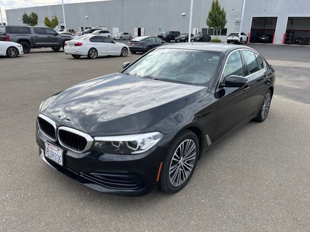 Used 2019 BMW 540i xDrive AWD/4WD image 1
