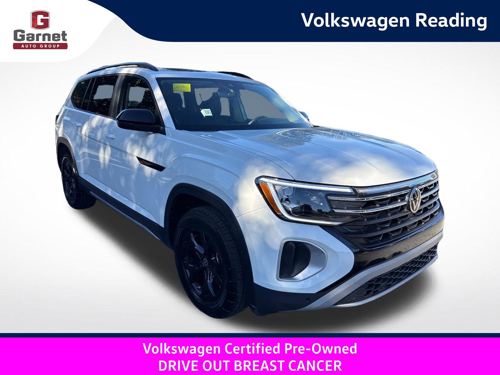 Certified 2025 Volkswagen Atlas Peak Edition SE AWD/4WD image 8