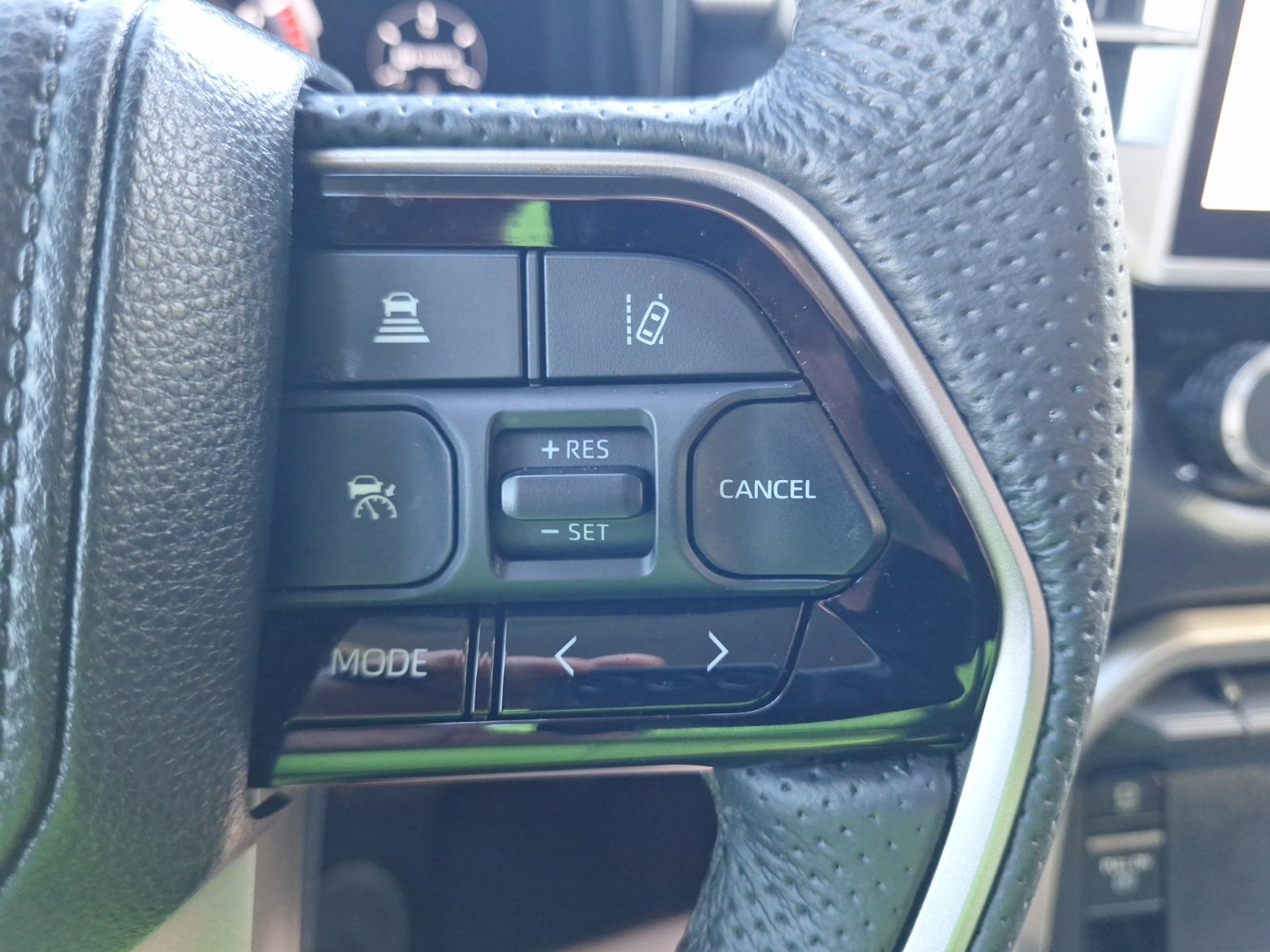 Used 2024 Toyota Tundra Limited w/ Power Package AWD/4WD image 21