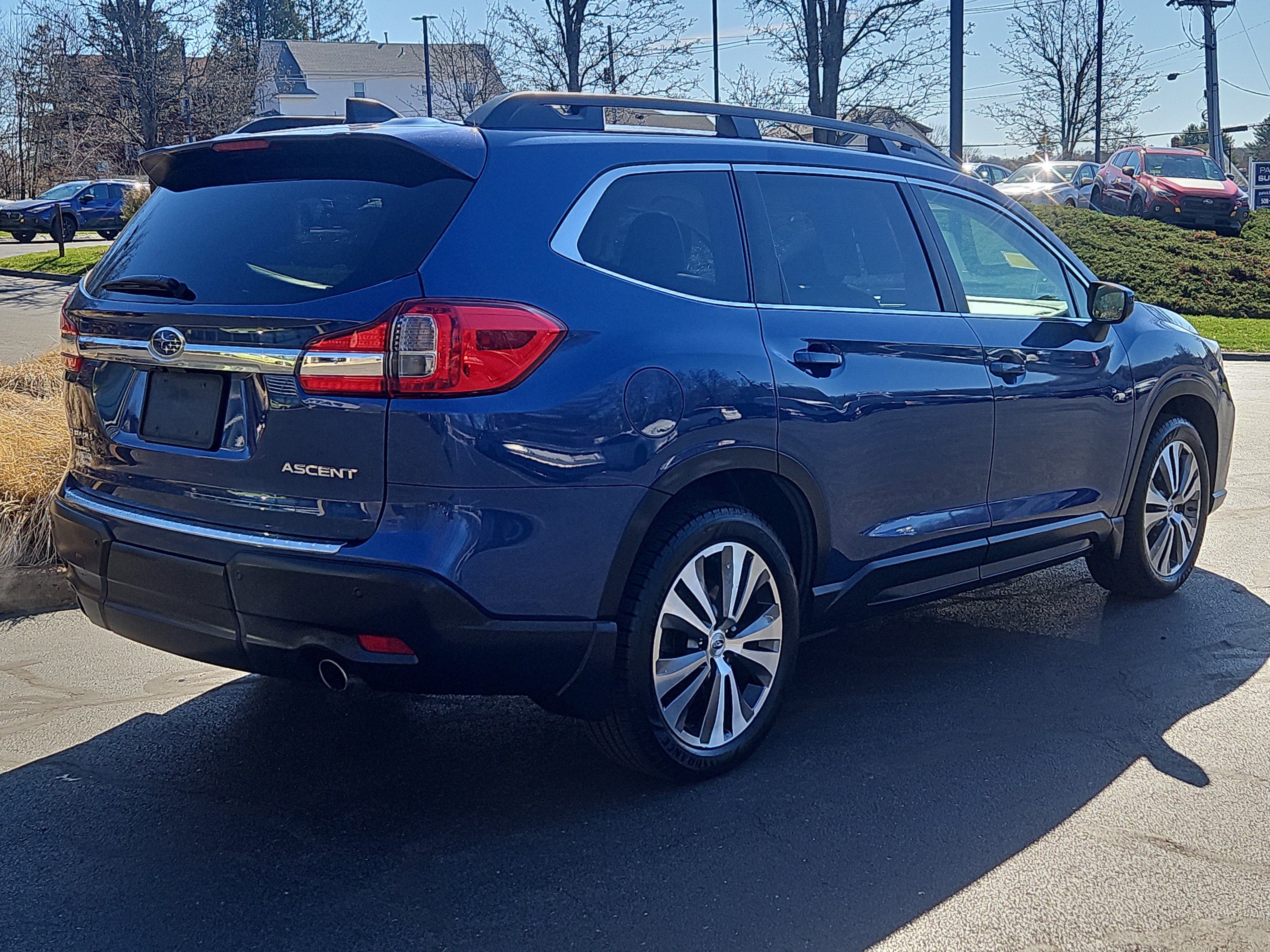 Used 2020 Subaru Ascent Premium w/ Sport Package image 2