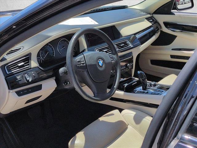 Used 2011 BMW 750Li xDrive AWD/4WD image 10