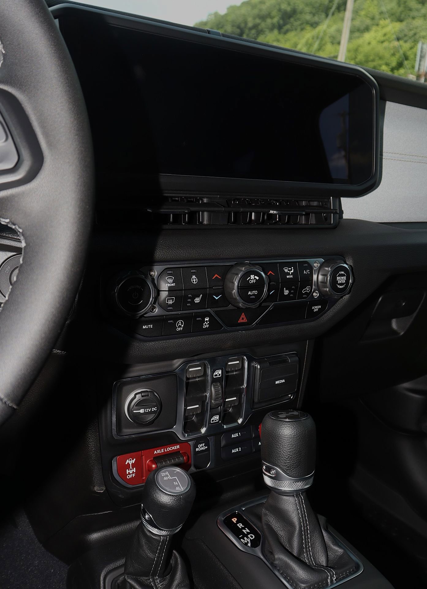 New 2025 Jeep Wrangler Unlimited Sport image 27