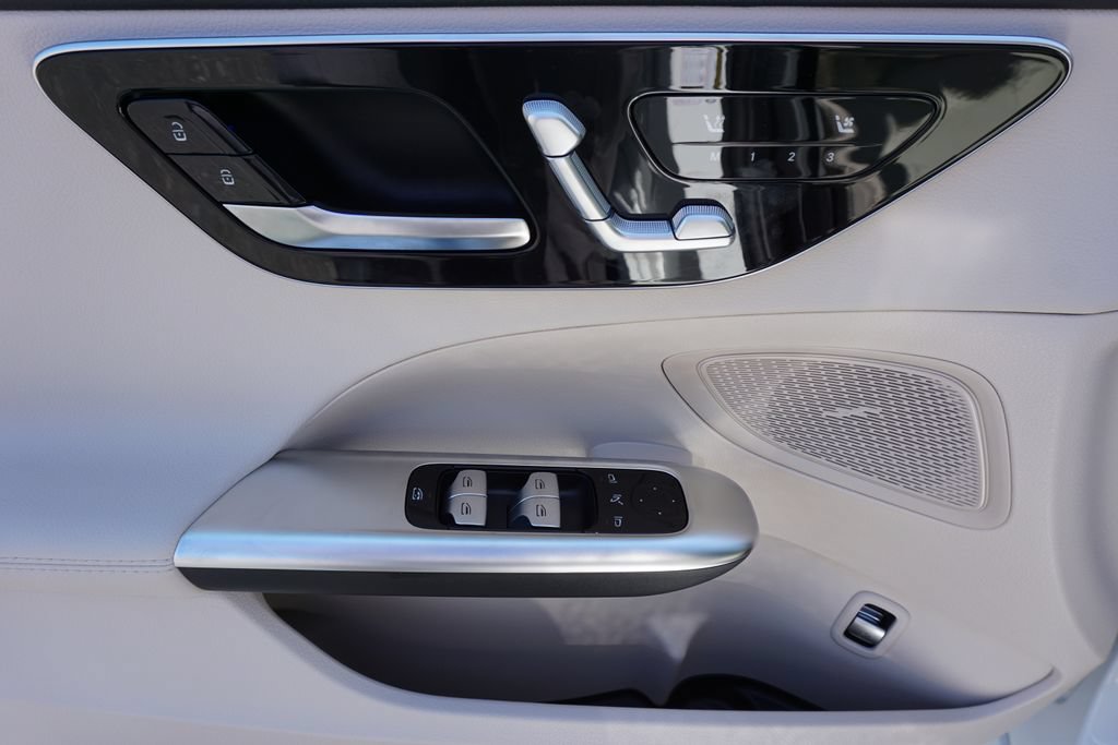 Certified 2025 Mercedes-Benz C 300 Sedan image 19