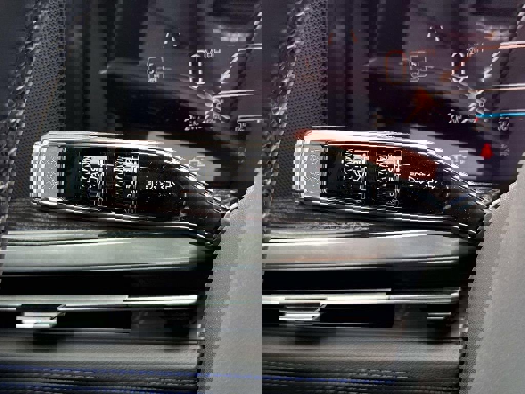 New 2026 Cadillac Escalade IQL Sport 1 w/ LPO, Floor Liner Package image 28