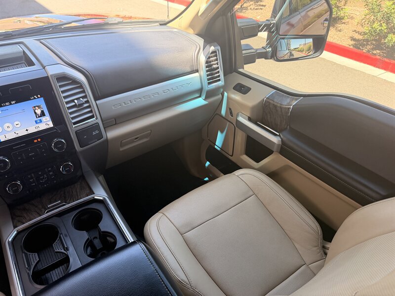 Used 2017 Ford F250 Lariat w/ Chrome Package AWD/4WD image 22