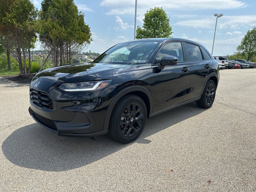 Used 2025 Honda HR-V Sport image 7
