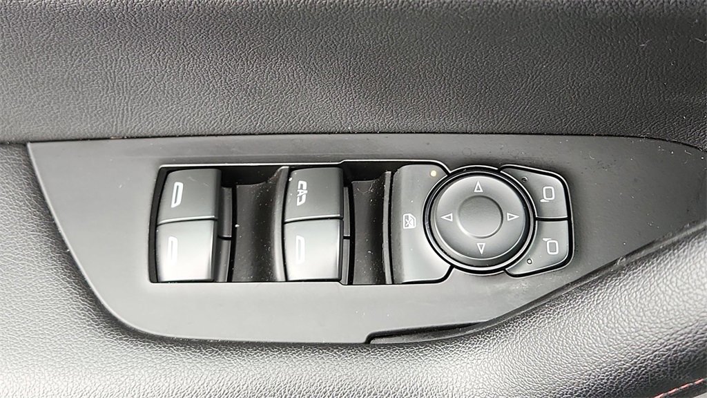 Used 2020 Chevrolet Blazer RS image 17