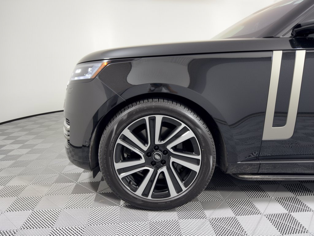 Used 2023 Land Rover Range Rover SE AWD/4WD image 13