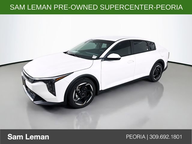 Used 2025 Kia K4 EX image 3