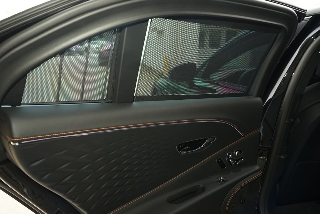 Used 2026 Bentley Flying Spur Azure image 24
