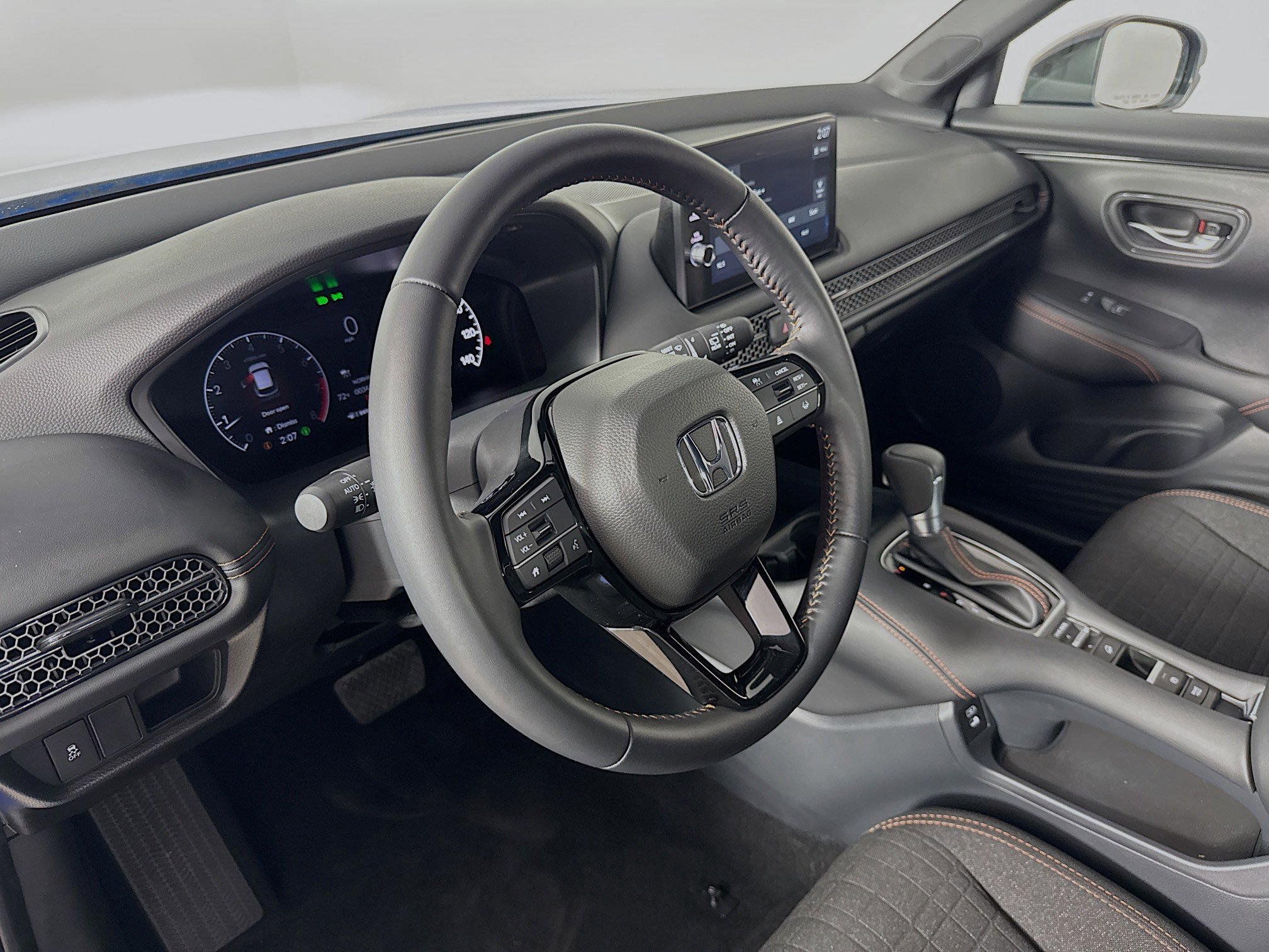 Certified 2026 Honda HR-V Sport image 8