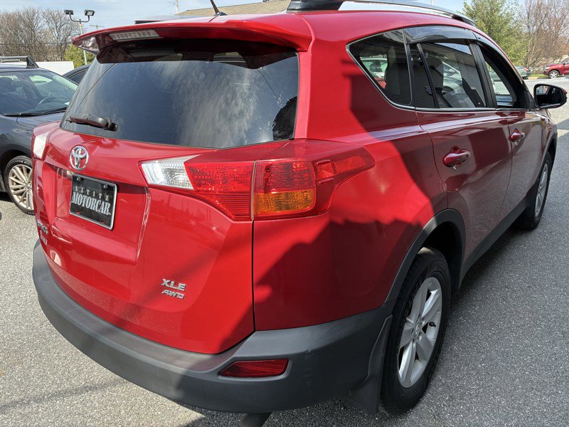 Used 2013 Toyota RAV4 XLE image 4