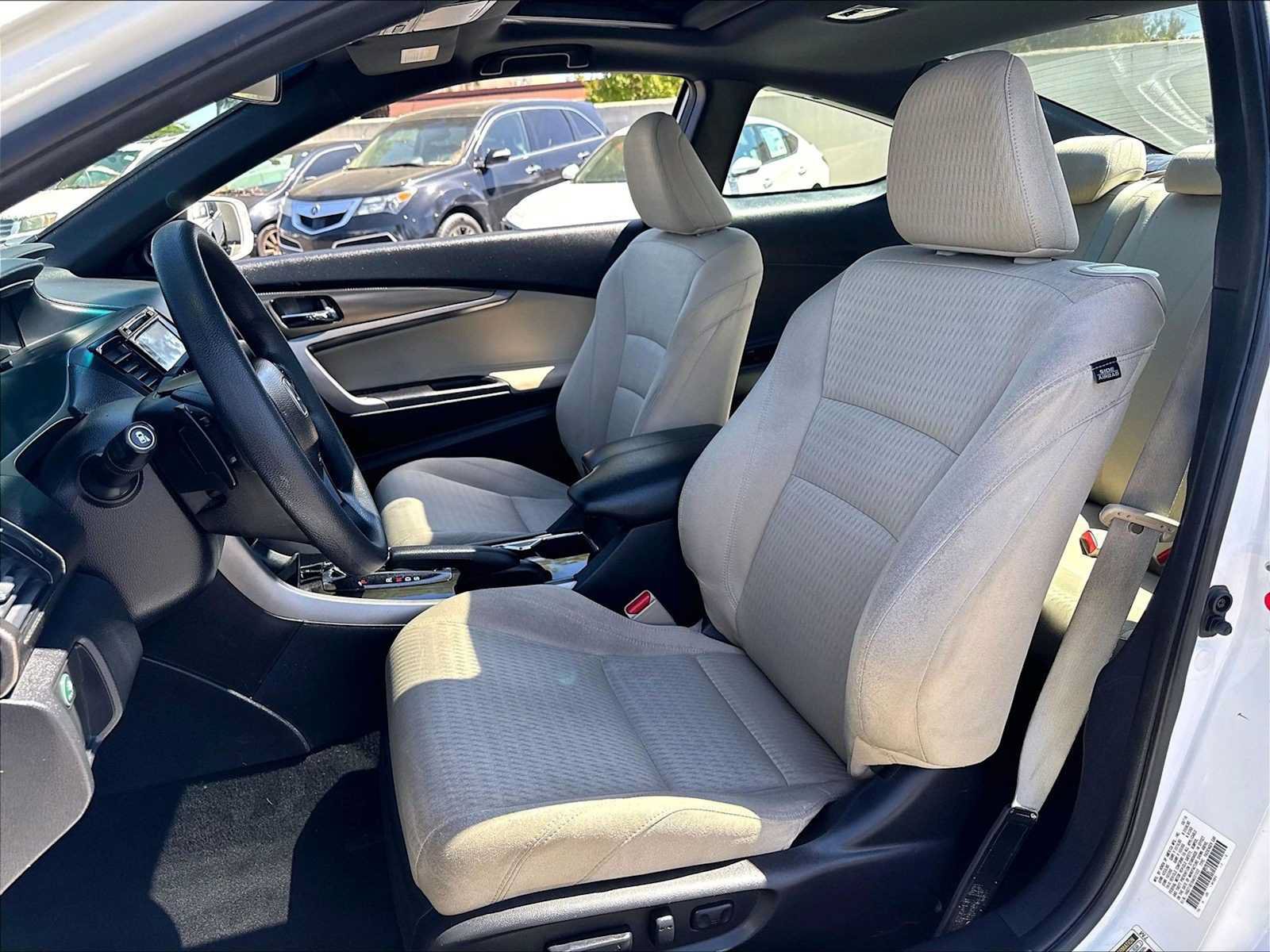 Used 2017 Honda Accord EX image 27