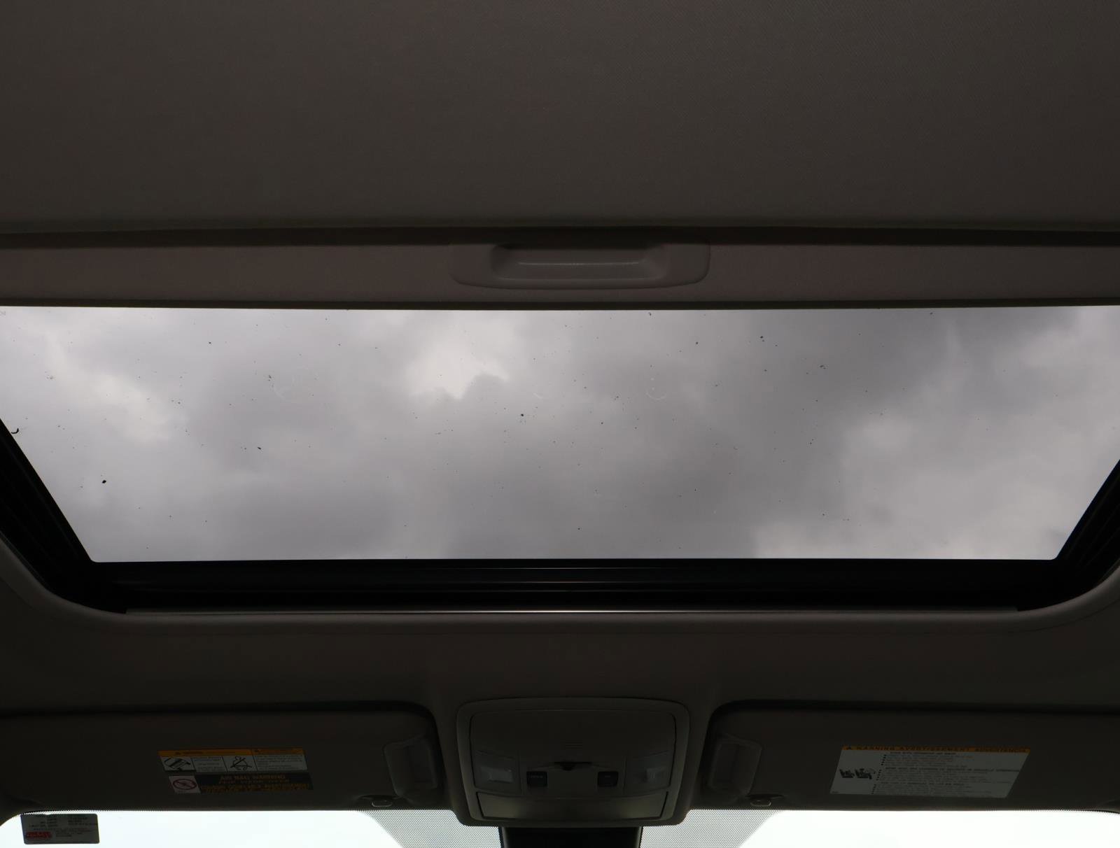 Used 2017 Toyota RAV4 XLE image 12